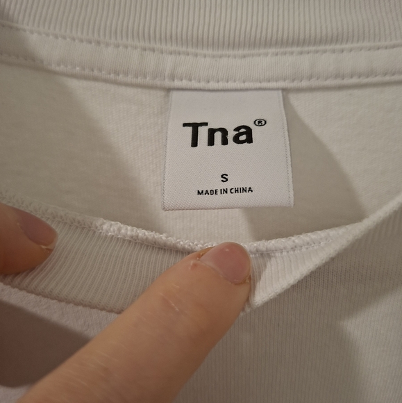 TNA Tops - TNA Women's White Long-Sleeve 100% Cotton T-shirt - Ribbed Cuffs (Size S)
